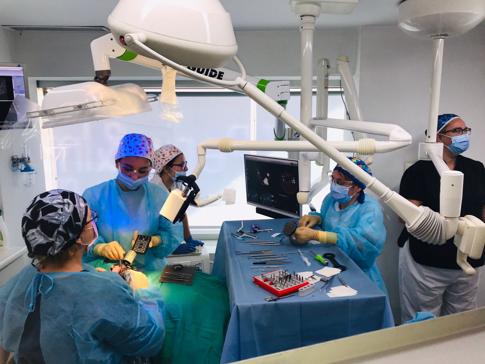 Implantes dentales Alicante